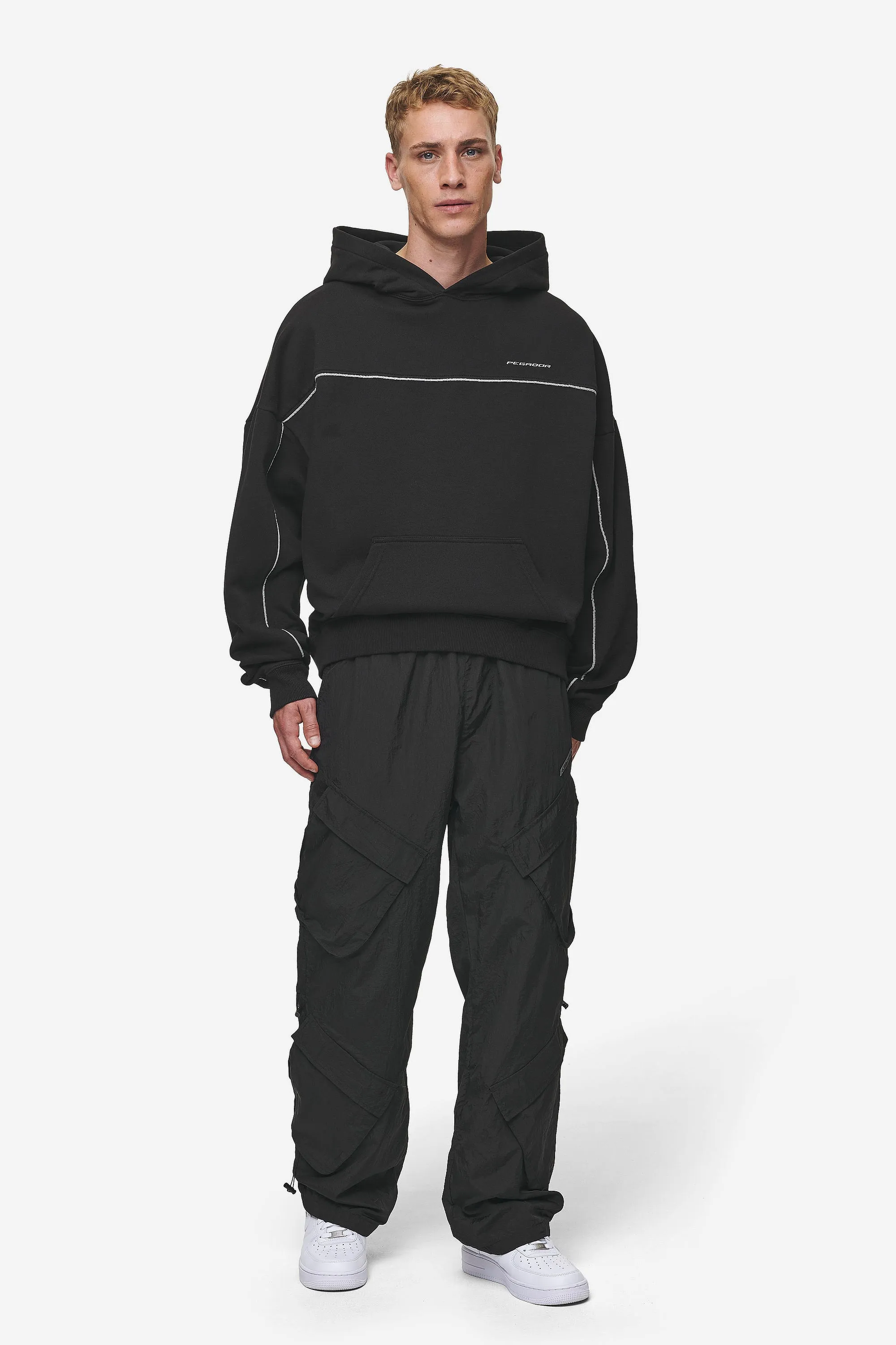 Beak Boxy Hoodie Washed Black